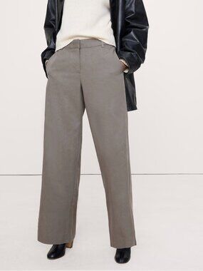 Banana Republic Everyday Wide Leg Pants in Ecalyptus Green